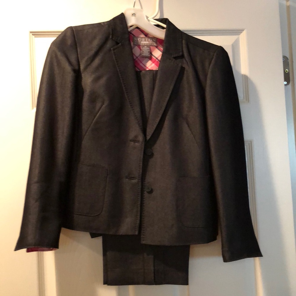Suit